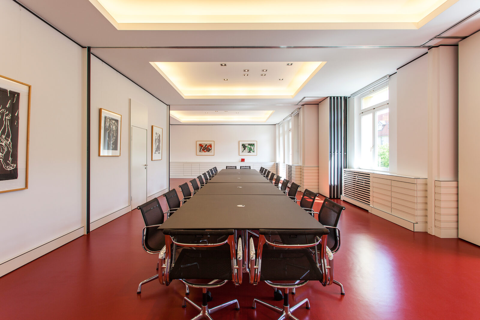 IONDESIGN Berlin - Lawfirm in Charlottenburg meeting room