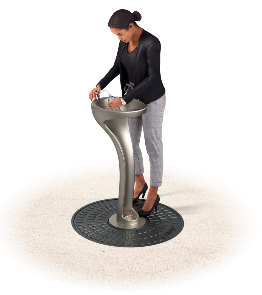 IONDESIGN drinking fountain woman filling bottle